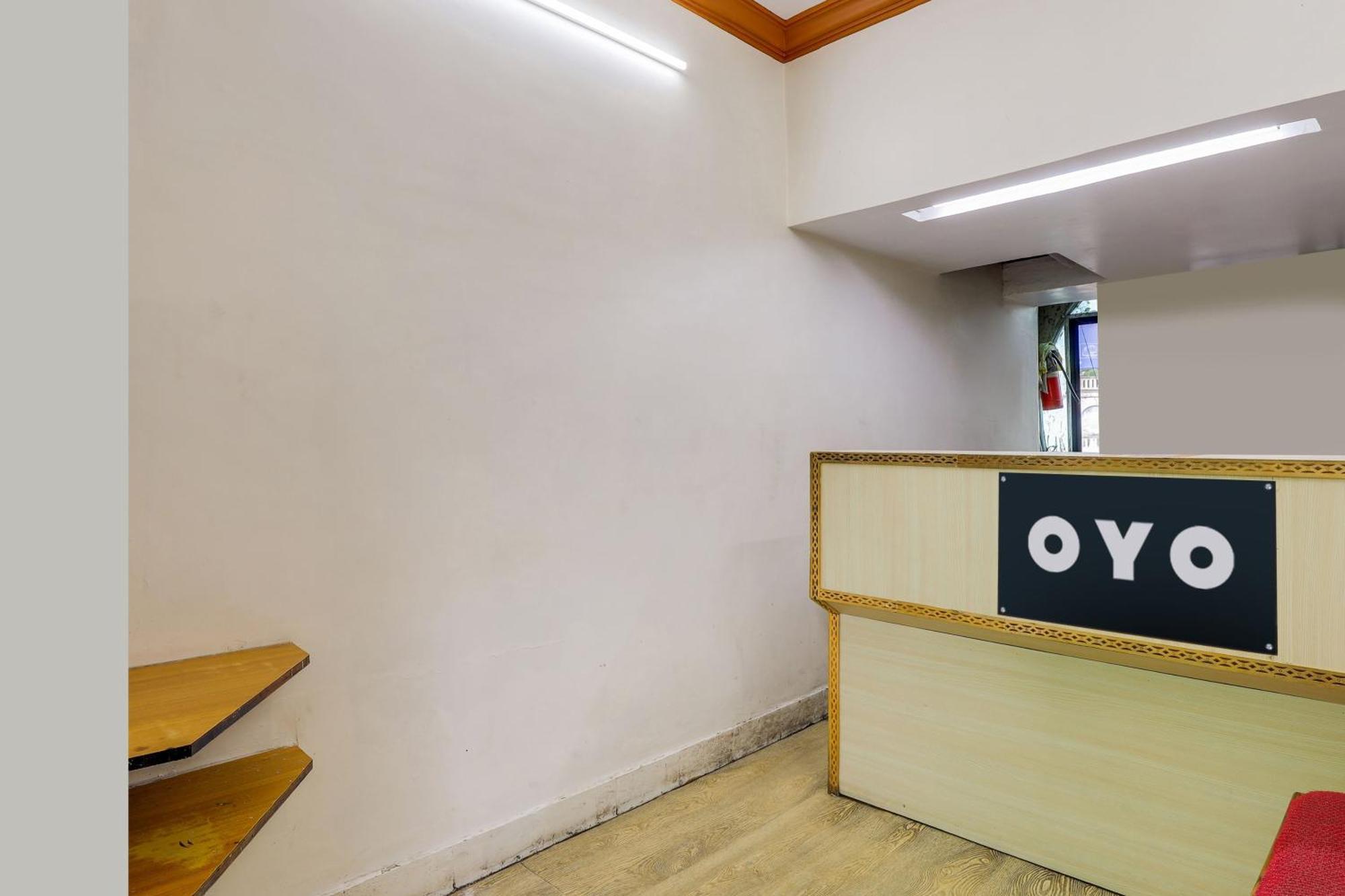 Hotel O Ellis Ahmedabad Extérieur photo