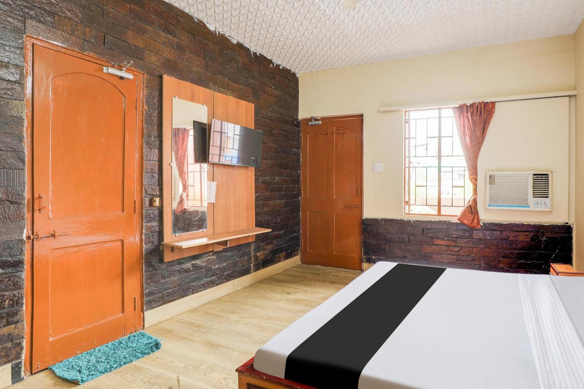 Hotel O Ellis Ahmedabad Extérieur photo