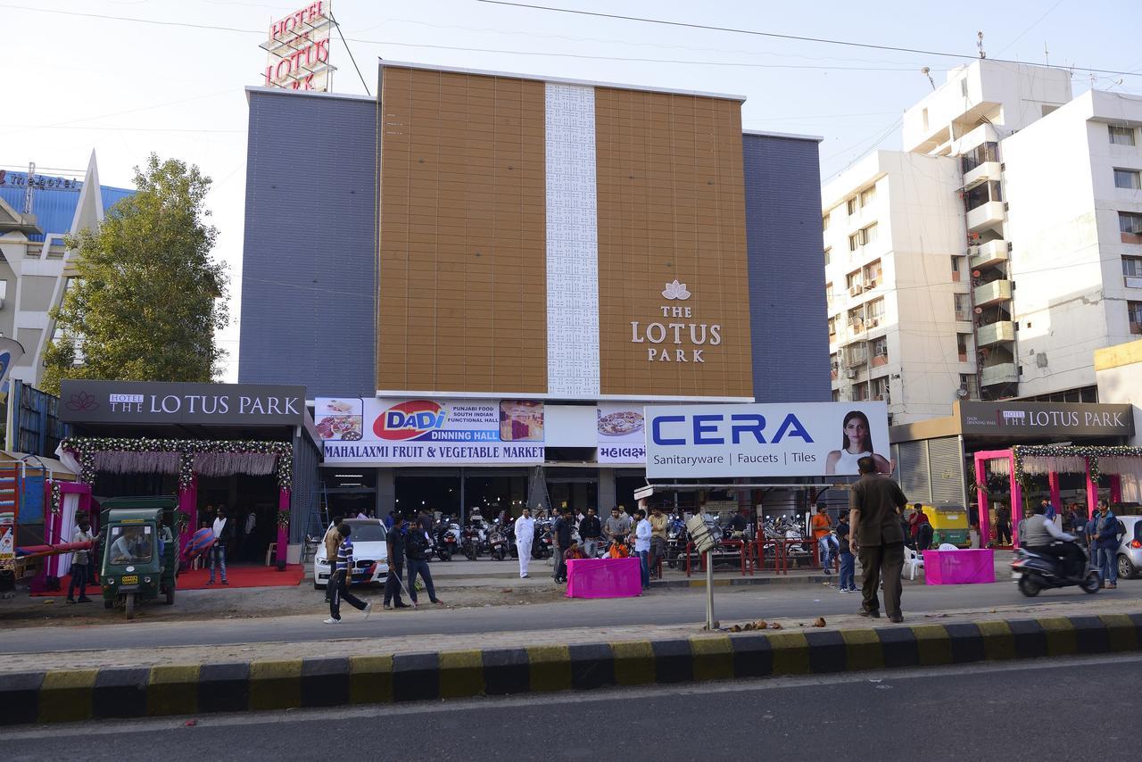Hotel O Ellis Ahmedabad Extérieur photo